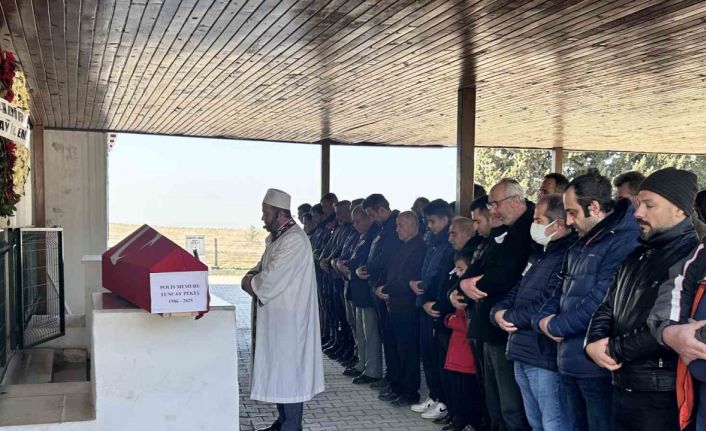 Kalp krizi geçiren polis memuru hayatını kaybetti