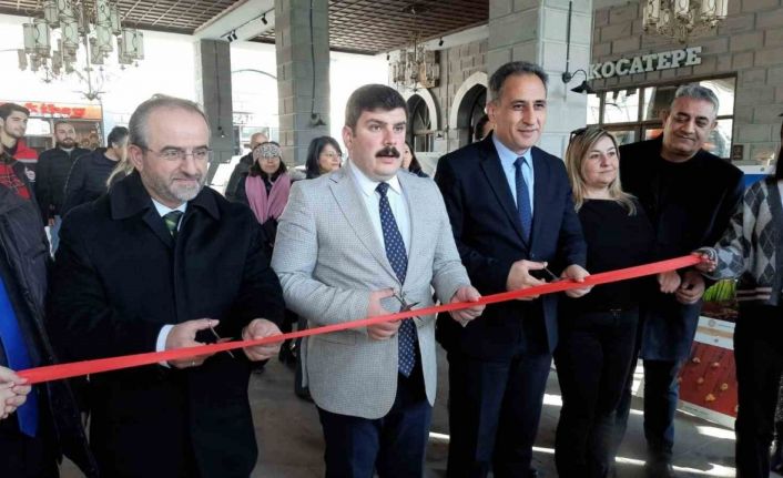 Kars’ta ‘Tarım, Orman ve İnsan’ temalı fotoğraf sergisi açıldı