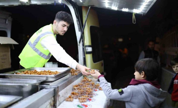 Kepez’den 5 bin kişiye kandil ikramı