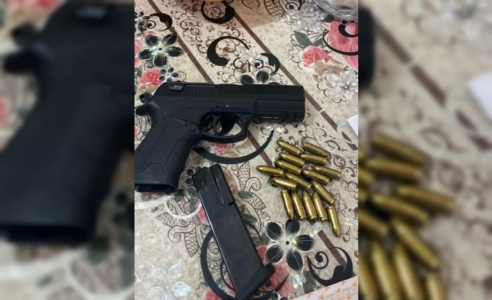 Kırşehir’de silah kaçakçılarına operasyon: 7 gözaltı