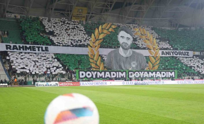 Konyaspor - Fenerbahçe maçında Ahmet Çalık anıldı