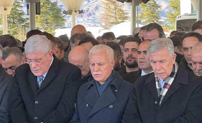 Koray Aydın’ın babası son yolculuğuna uğurlandı