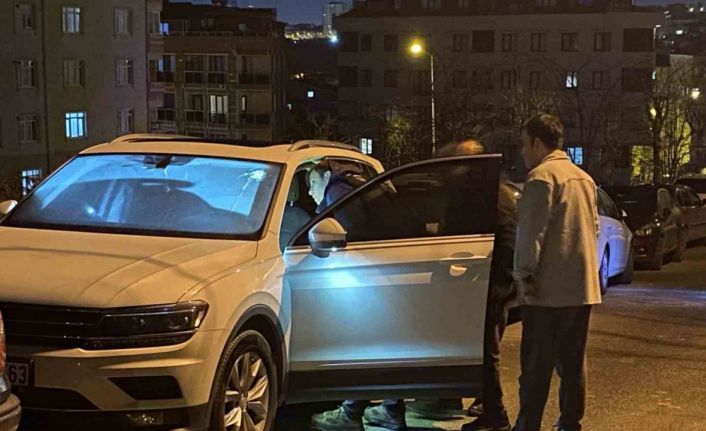 Küçükçekmece’de motosikletli gence silahlı saldırı: 1 ağır yaralı