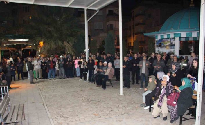 Kumluca’da 60 umre yolcusu dualarla uğurlandı