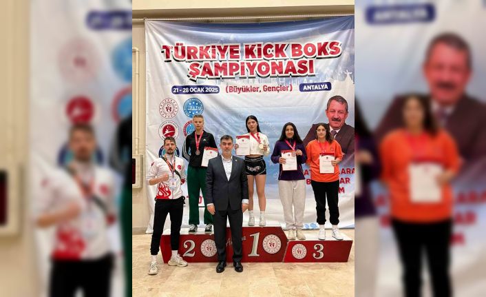Kütahyalı Asya Türkel Türkiye Kick Boks Şampiyonası’nda ikincilik elde etti