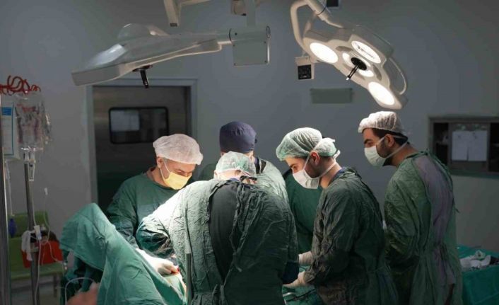 Malatya’da ilk kez uygulanan sıcak kemoterapi kanserli hastalara umut oldu