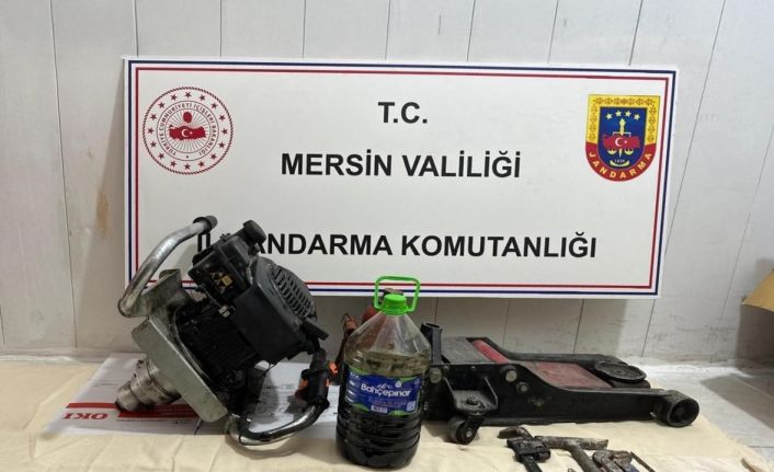 Mersin’de kaçak kazı yapan 4 şüpheli yakalandı