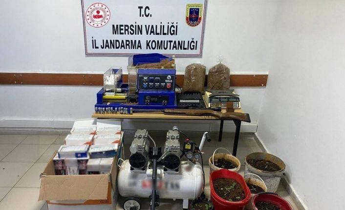 Mersin’de kaçak makaron ve uyuşturucu operasyonu: 4 gözaltı