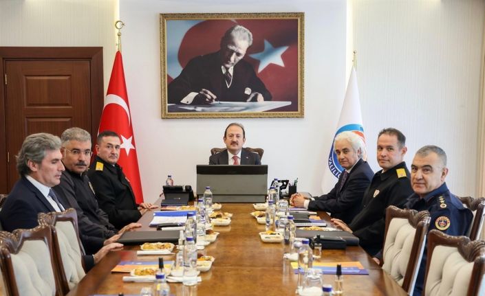 Mersin’de son bir haftada aranan bin 129 kişi yakalandı