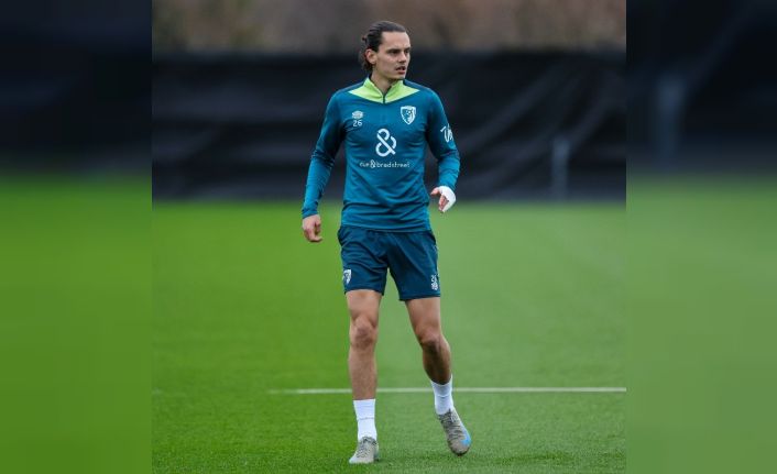 Milli futbolcu Enes Ünal’ın çapraz bağı yırtıldı!