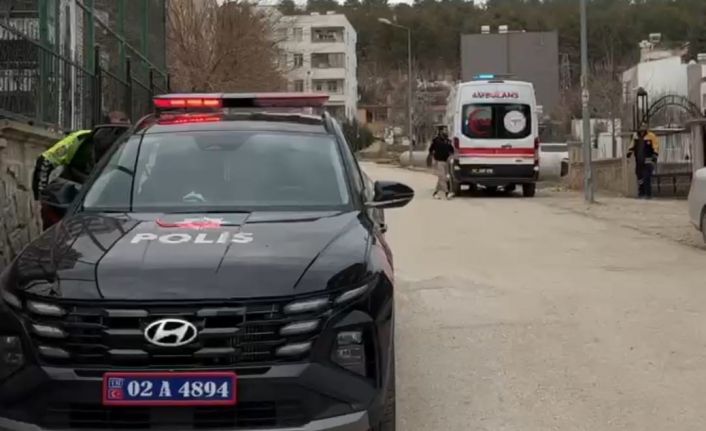 Minibüsün çarptığı yaya yaralandı