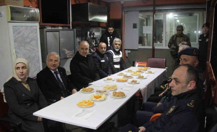 Ordu’da görevi başındaki personellerin yeni yılı kutlandı