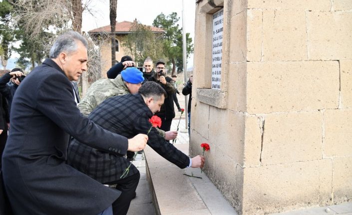 Osmaniye’nin kurtuluş şehitleri Mamure Tren İstasyonu’nda dualarla anıldı