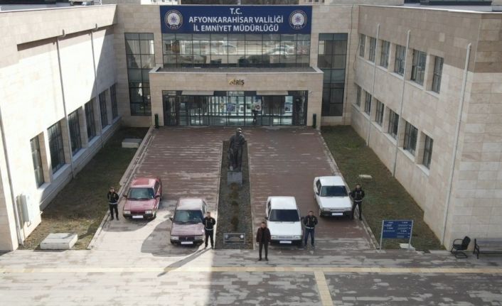 Otomobil hırsızlarına polis operasyonu: 4 kişi tutuklandı