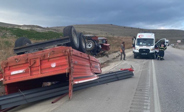 Parçalanan traktörden sağ kurtuldu