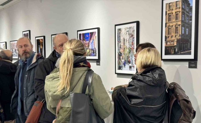 “Pera’dan Beyoğlu’na Fotoğraf Sergisi” sanatseverlerle buluştu