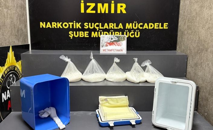 Piknik termosundan 5 kilogram uyuşturucu çıktı