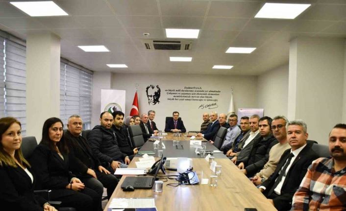 Salihli’de ‘Sözleşmeli Tarımsal Üretim’ toplantısı yapıldı