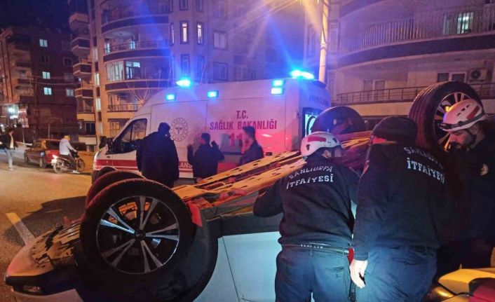 Şanlıurfa’da iki otomobil çarpıştı: 2 yaralı