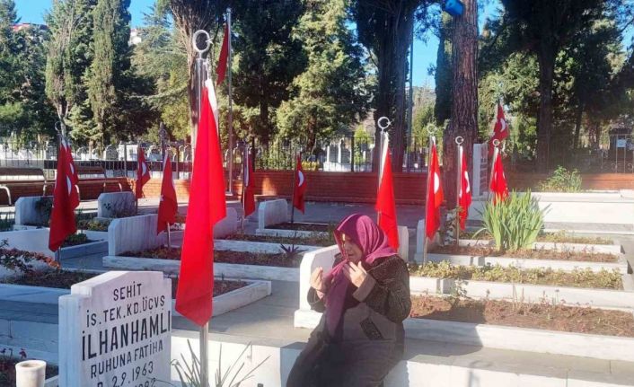 Şehit annesinden yeni yılın ilk gününde duygulandıran hareket