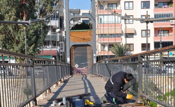 Silifke’de Dr. Erdinç Şahin Asma Köprüsü bakıma alındı