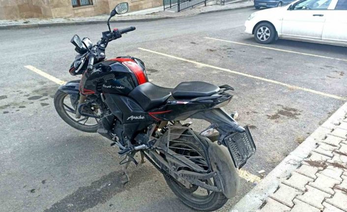 Sivas’ta motosiklet hırsızları yakayı ele verdi