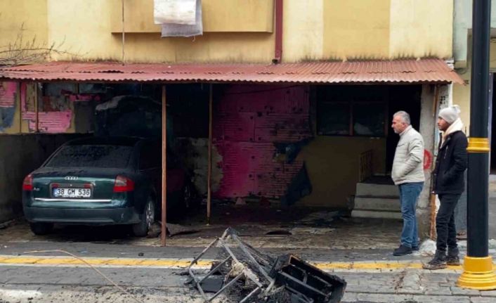 Sivas’ta yanan araçta kundaklama şüphesi