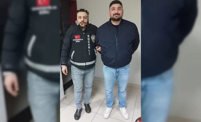 Şüphe üzerine aranan 3 kişinin üstünde uyuşturucu ele geçirildi