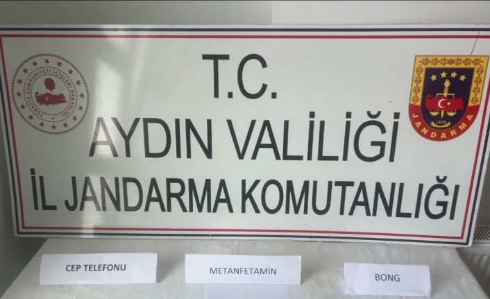 Şüpheli araçtan uyuşturucu çıktı