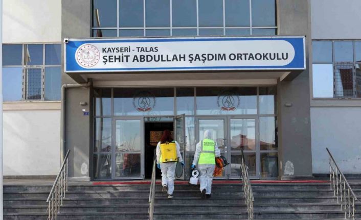 Talas’ta okullara yarıyıl temizliği