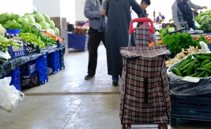 Tüketici güven endeksi Ocak’ta yüzde 0,4 azalışla 81,0’a geriledi