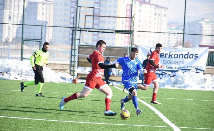 Yurtlig’de futbolun kralı İbrahim Hakkı yurdu