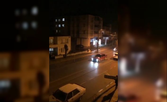 Zonguldak’ta otomobil sürücüsü drift atmak isterken kaza yaptı