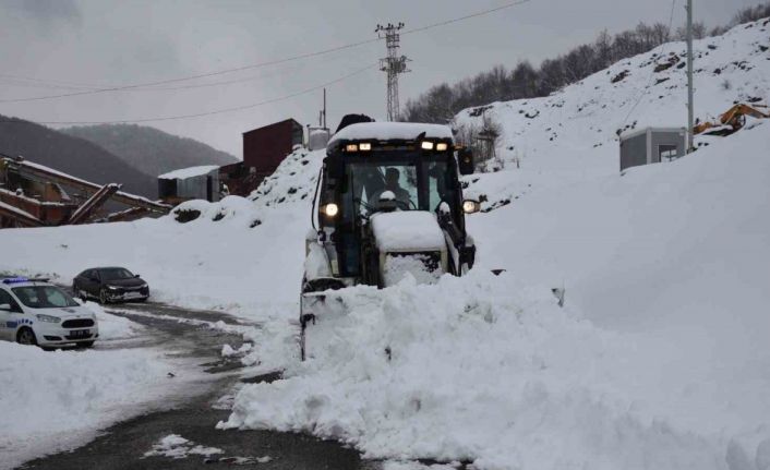 Atakum’da kar mesaisi