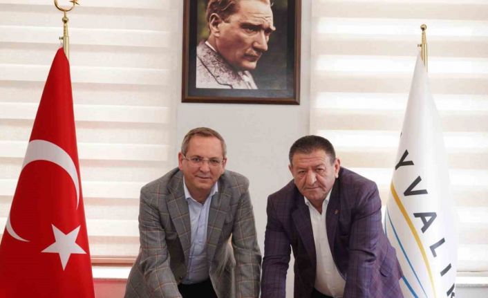 Ayvalık’ta belediye işçilerini mutlu eden toplu iş sözleşmesi