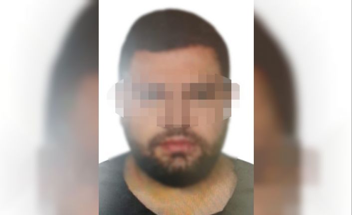 Başakşehir’de kadın sürücünün aracına saldıran maganda yakalandı