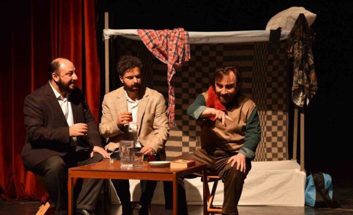 ’Bin yıl’ tiyatro oyunu Yıldırım’da sahnelendi