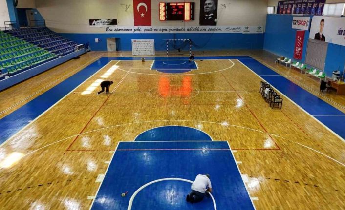 Binnaz Karakaya Spor Salonu’nda çalışmalar tamamlandı