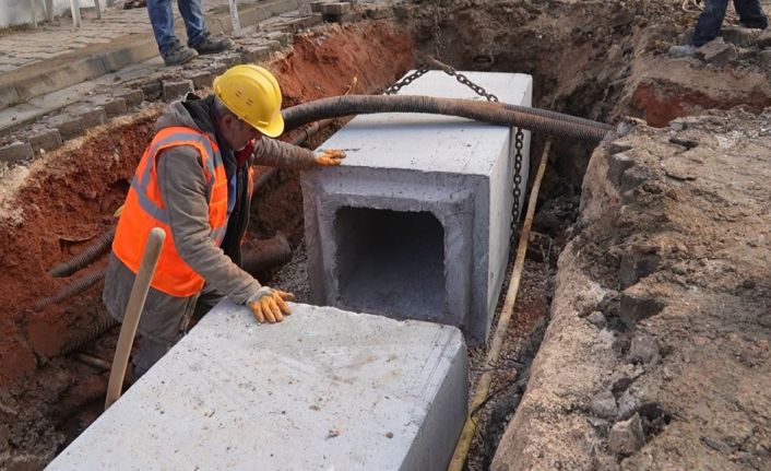 Bursa Büyükşehir’den sağlıklı altyapı için yoğun mesai
