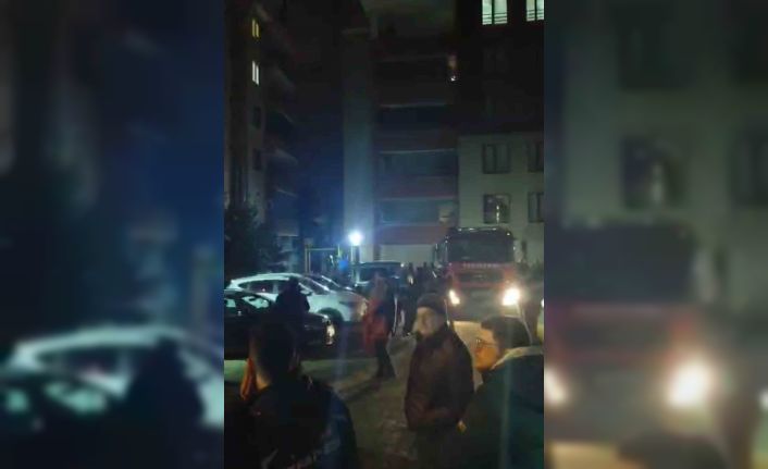 Bursa’da korkutan baca yangını: 2 bina tahliye edildi