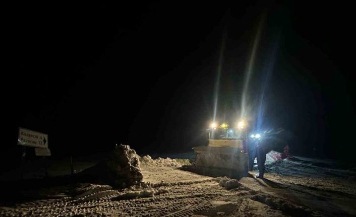 Büyükşehir 108 mahalle yolunu açtı, kapalı yol bırakmadı