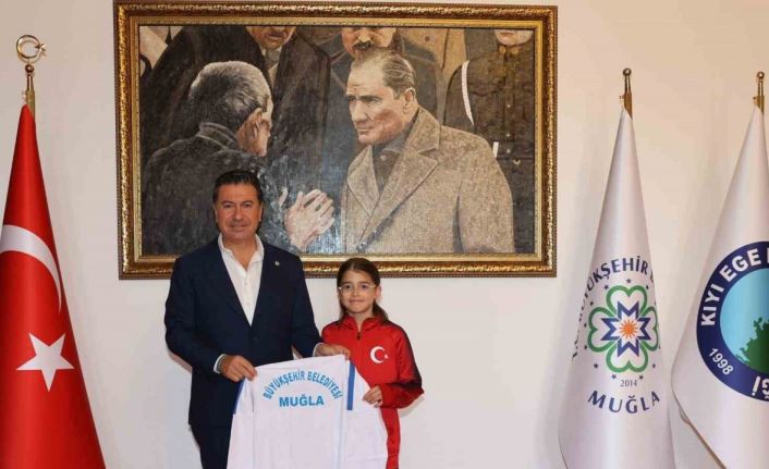 Büyükşehir Sporcusu Masa Tenisi’nde dünya dördüncülüğüne yükseldi