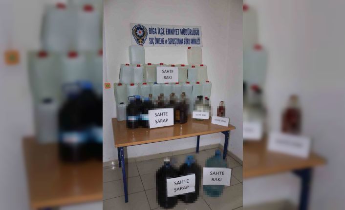 Çanakkale’de 240 litre sahte içki ele geçirildi