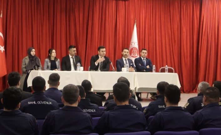 Çeşme Cumhuriyet Başsavcılığı, 2025 yılı adli kolluk değerlendirme toplantısı düzenledi