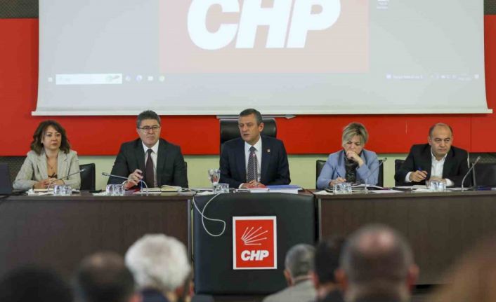 CHP Parti Meclisi’nde ön seçim için MYK’ya yetki verildi