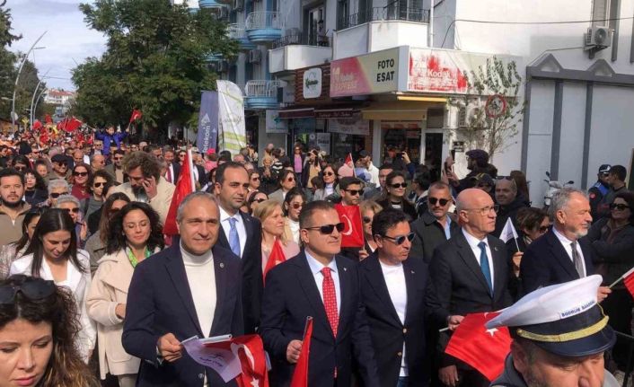 Datça Badem Çiçeği Festivali sürüyor