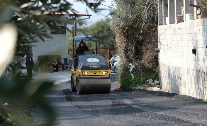 Defne Belediyesi, Çardaklı Mahallesi’nde asfalt yenileme işlemini tamamladı