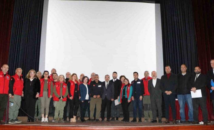 ‘Dirençli ve Bilinçli Söke’ paneli gerçekleştirildi