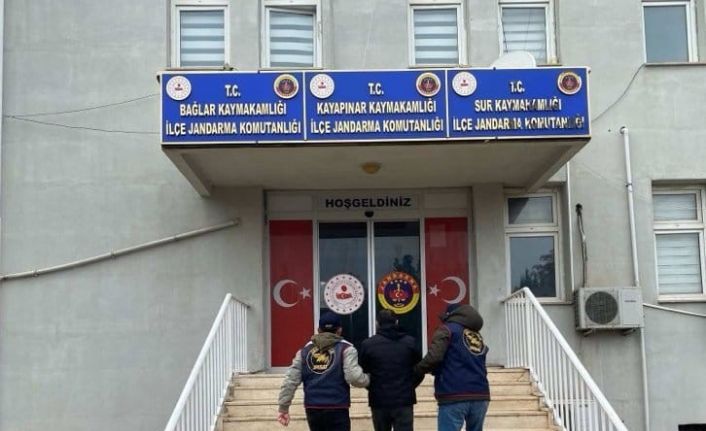 Diyarbakır’da 10 yıl hapisle aranan şahıs yakalandı