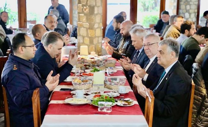 Edremit’te Ramazan öncesi din görevlileriyle buluşma